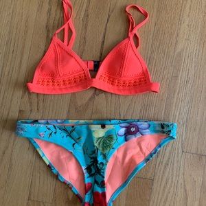 Triangl authentic bikini (XS top/S bottom)
